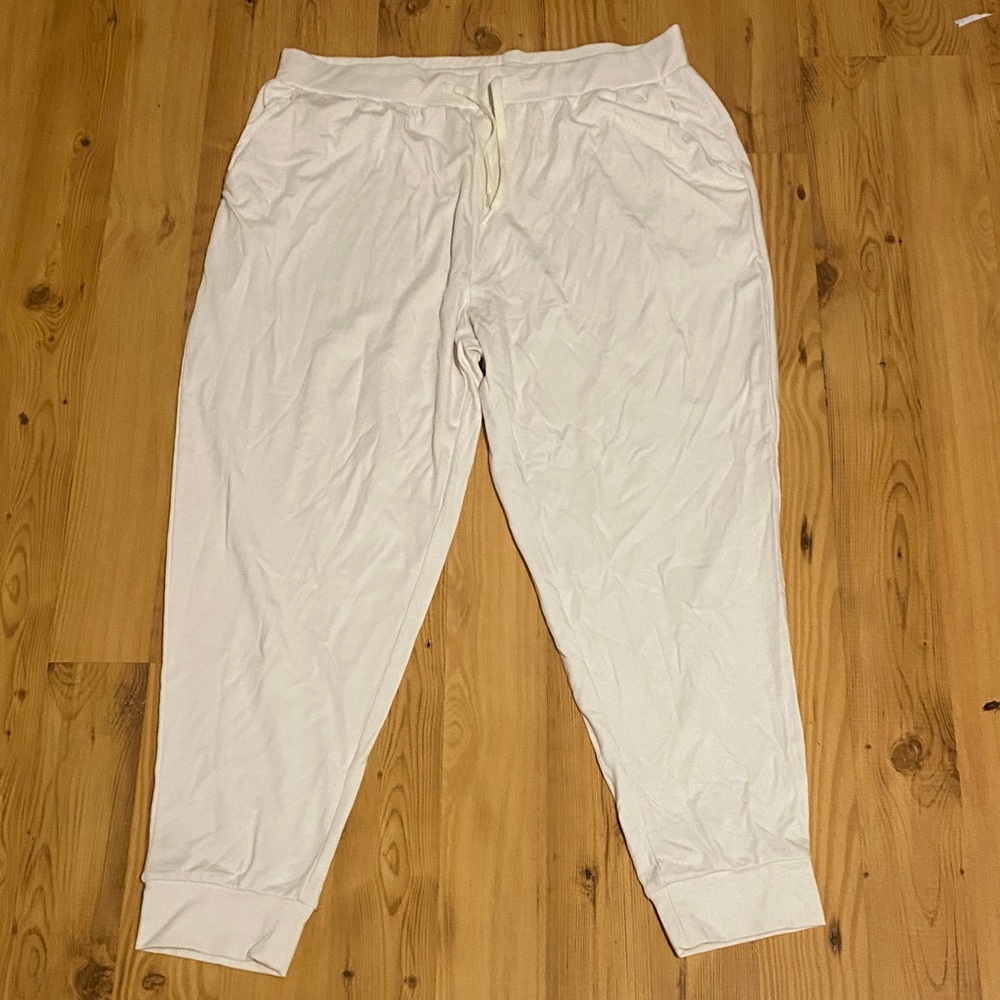 Classic Off-White Joggers for Women